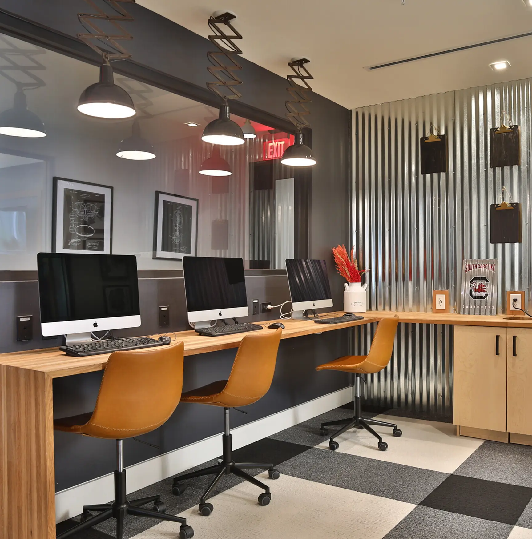 computer lounge
